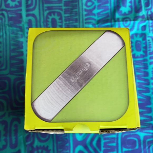 Chef’n Herbfresh Keeps Herbs Fresh Longer - Picture 7 of 11